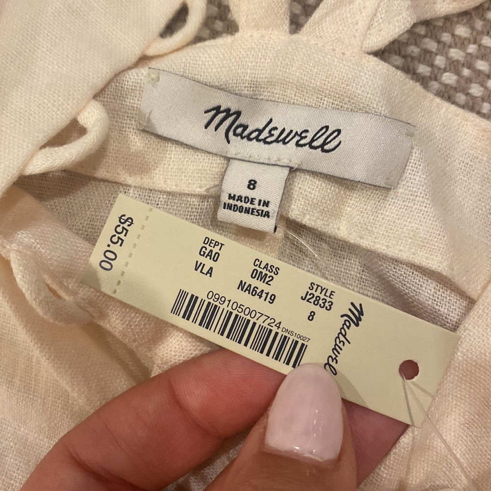 Light pink madewell tank with ruffles and buttons - Picture 3 of 6